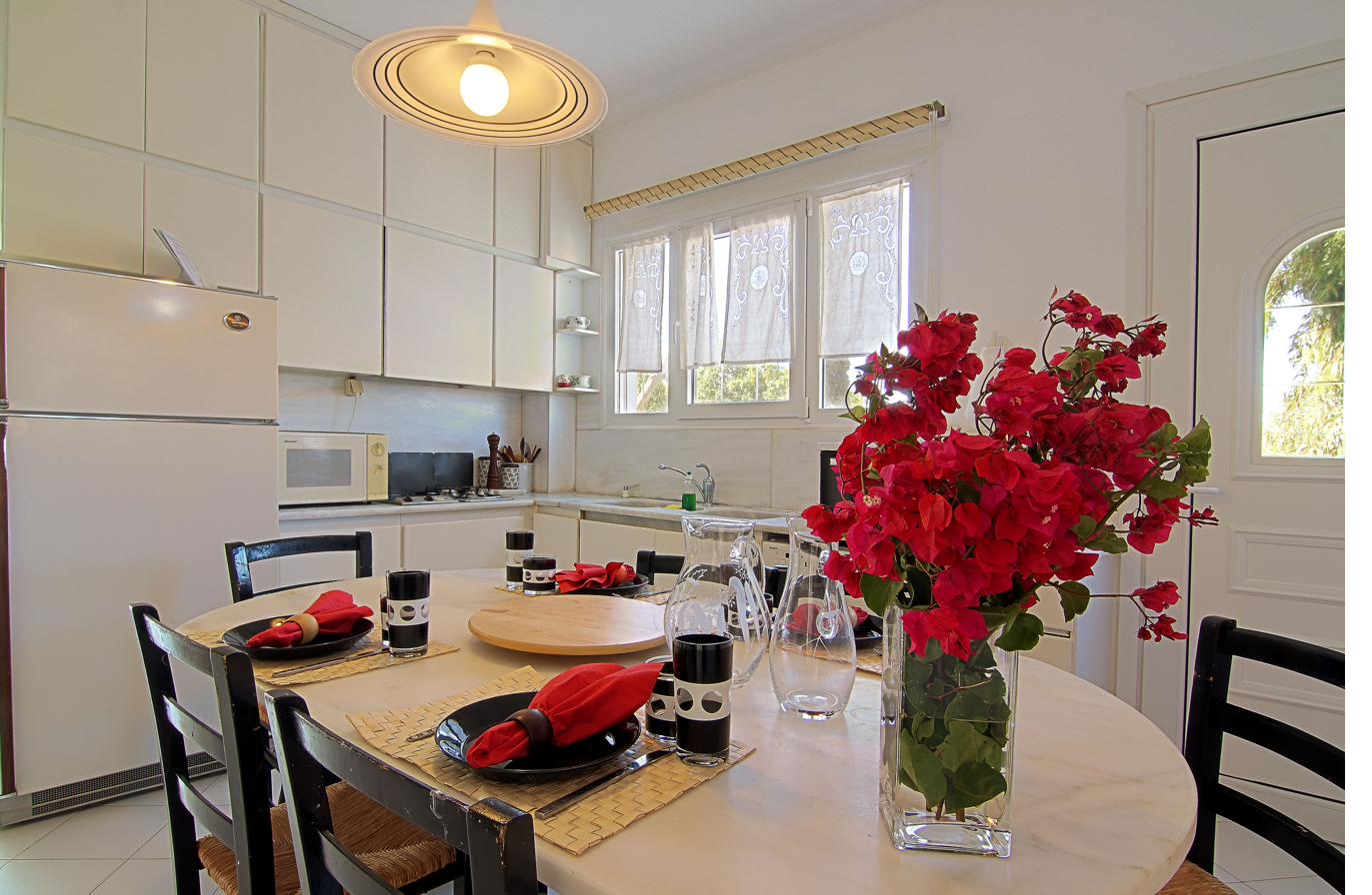 Kitchen with dining table
